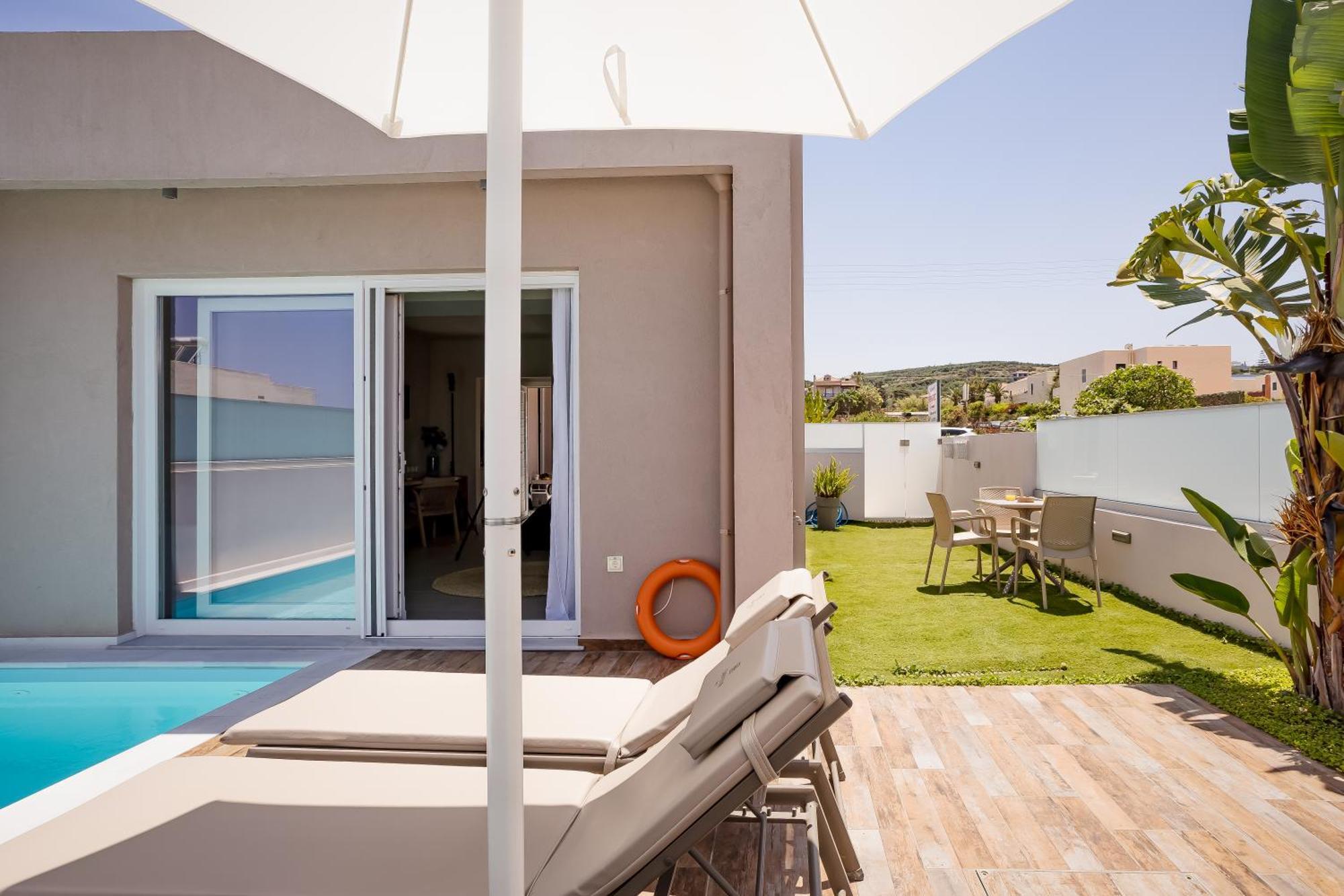 Sarpidon Suites Agia Marina Exteriör bild