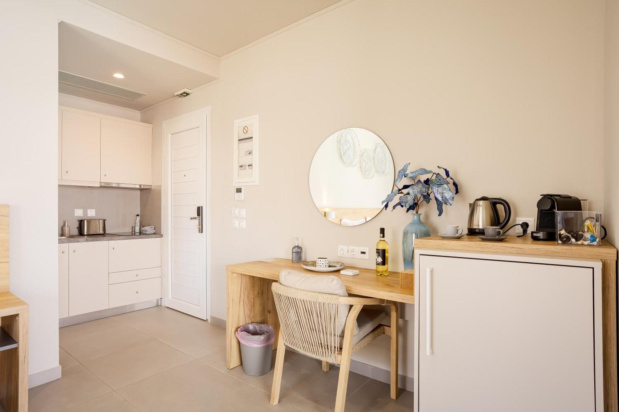 Sarpidon Suites Agia Marina Exteriör bild