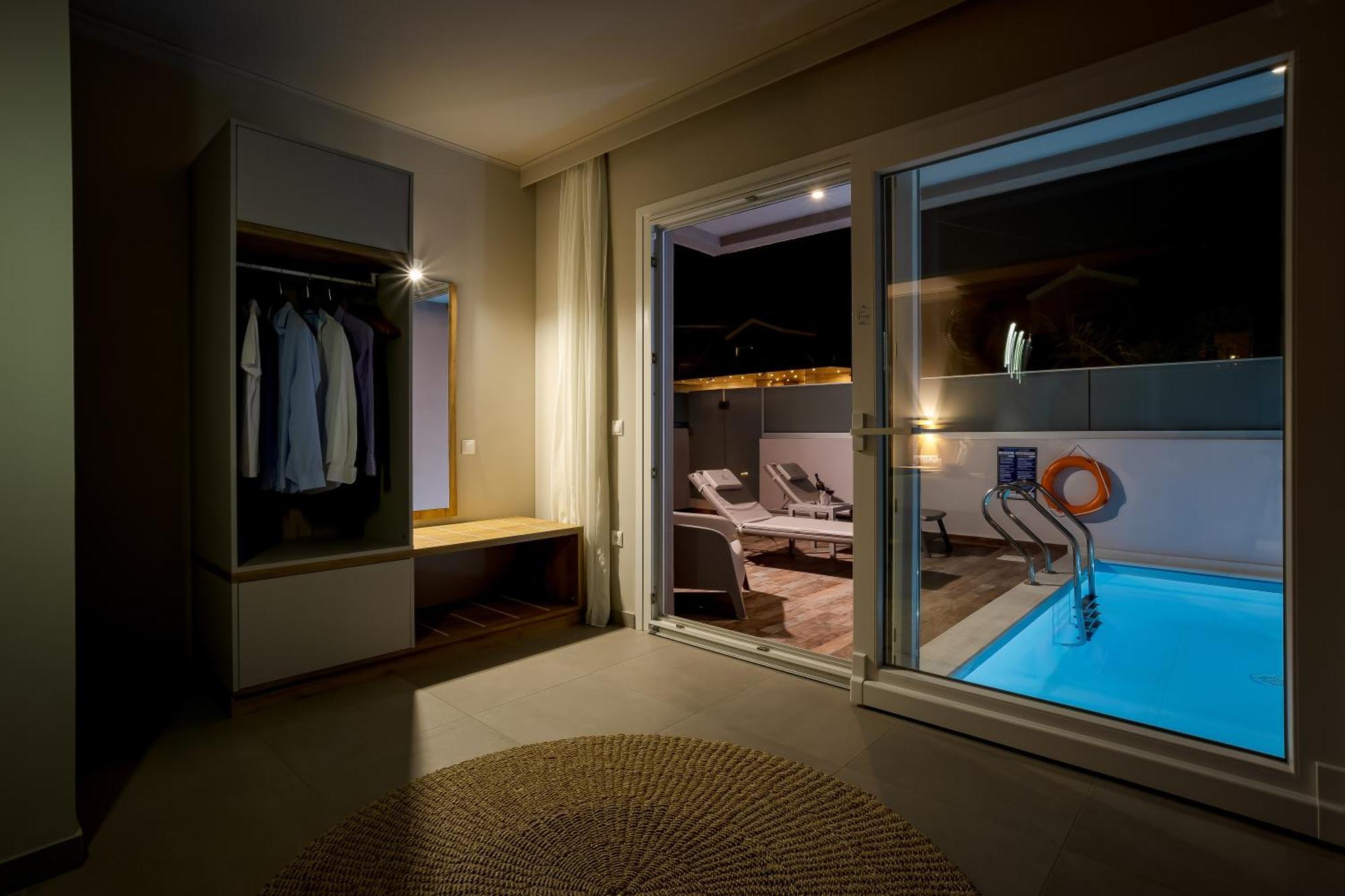 Sarpidon Suites Agia Marina Exteriör bild