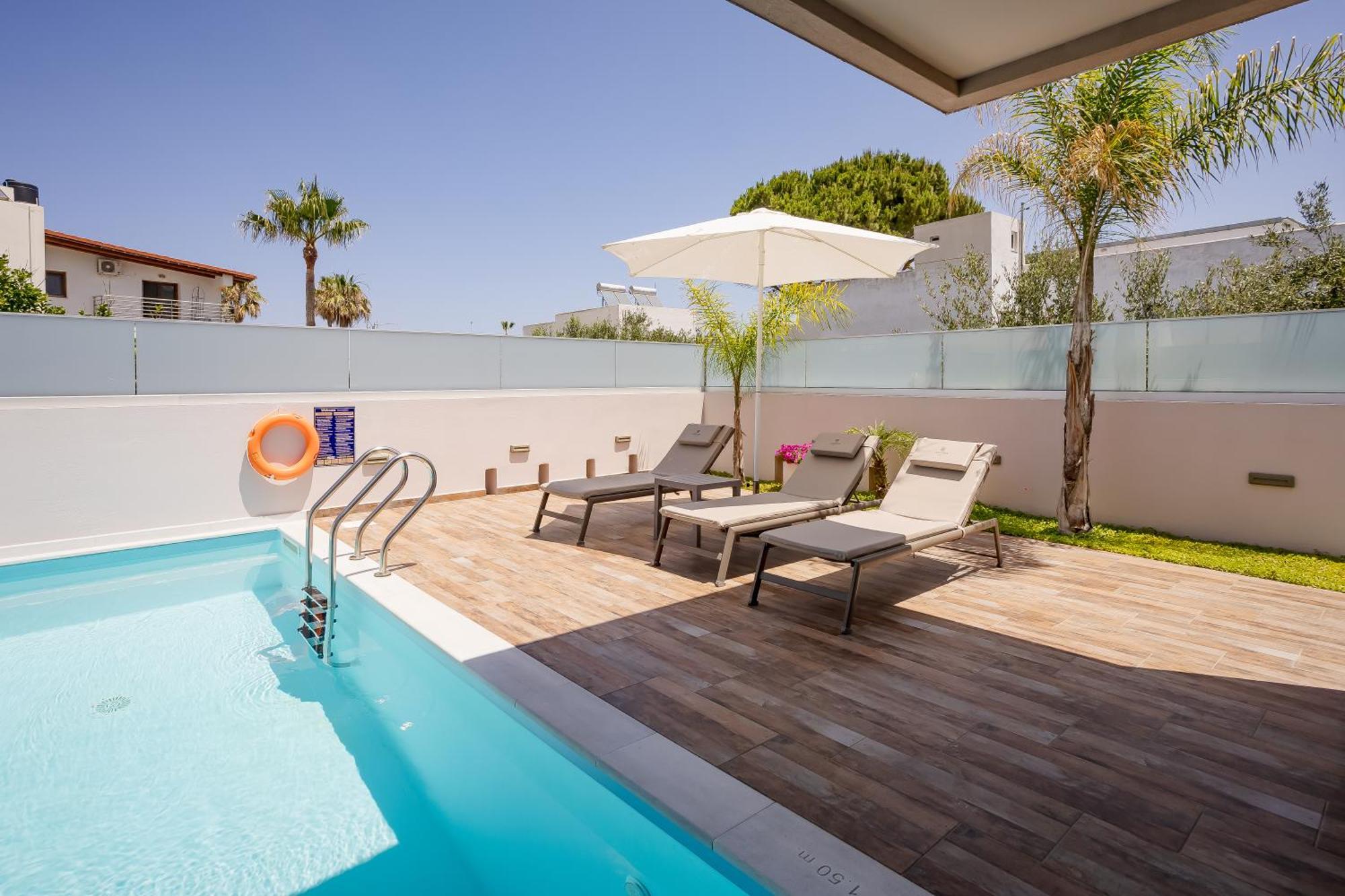 Sarpidon Suites Agia Marina Exteriör bild