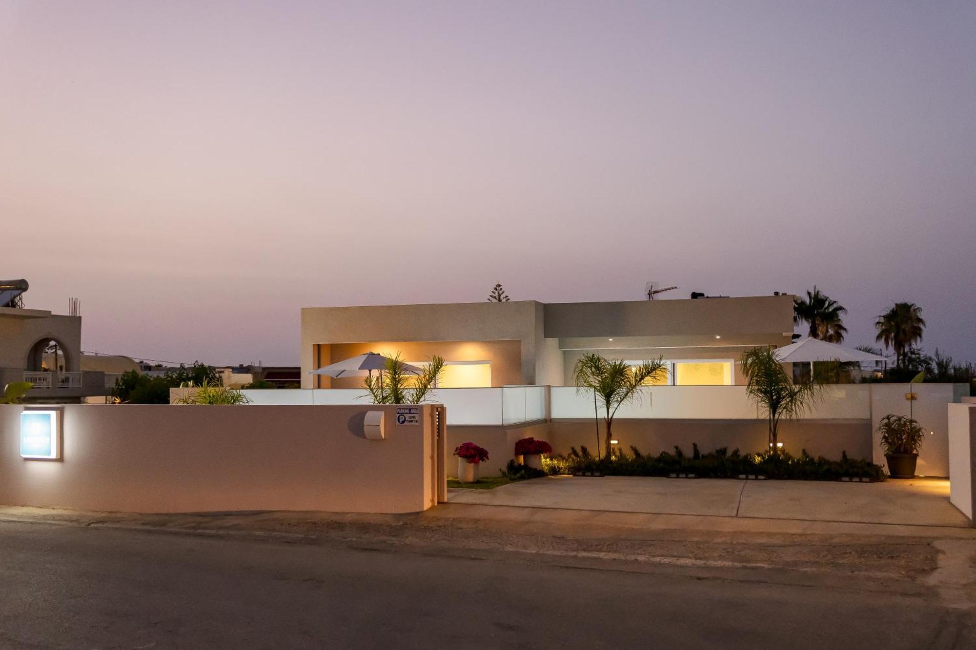 Sarpidon Suites Agia Marina Exteriör bild