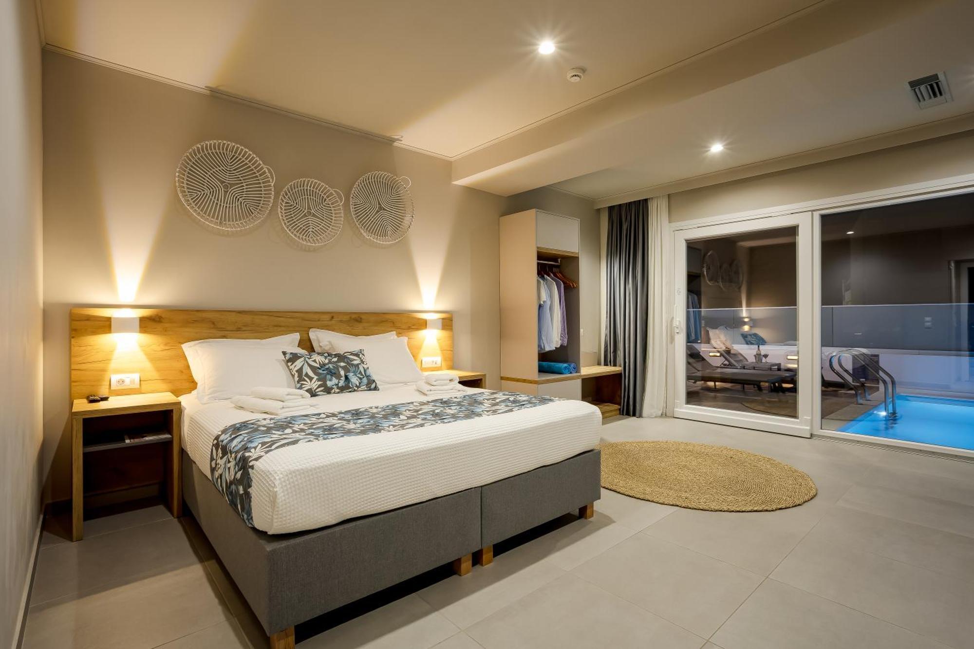 Sarpidon Suites Agia Marina Exteriör bild