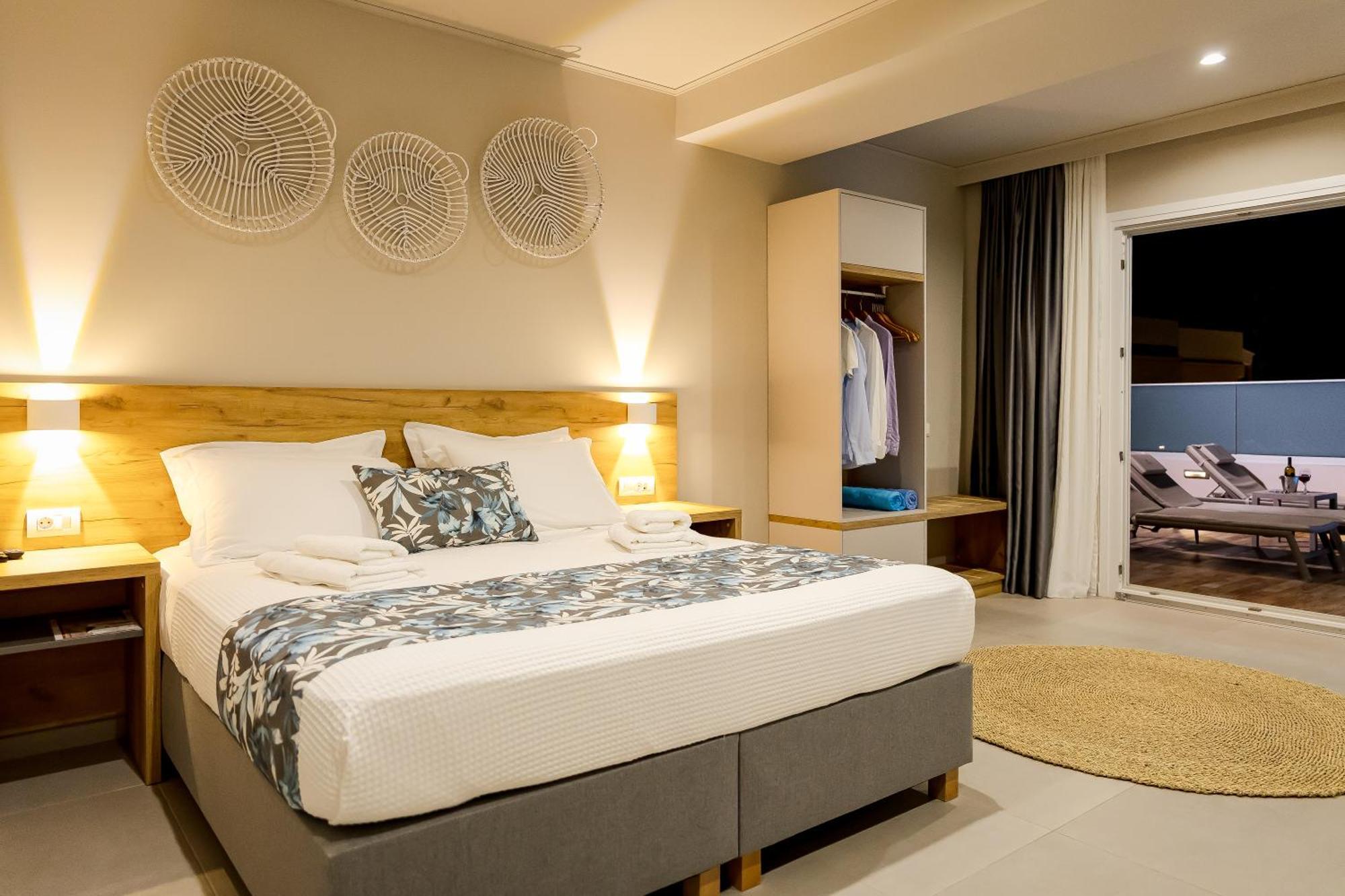 Sarpidon Suites Agia Marina Exteriör bild