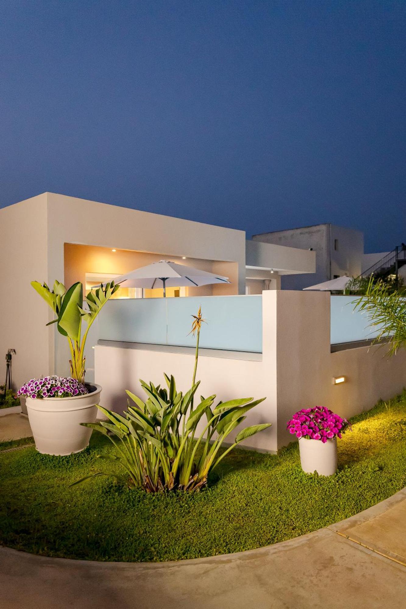 Sarpidon Suites Agia Marina Exteriör bild
