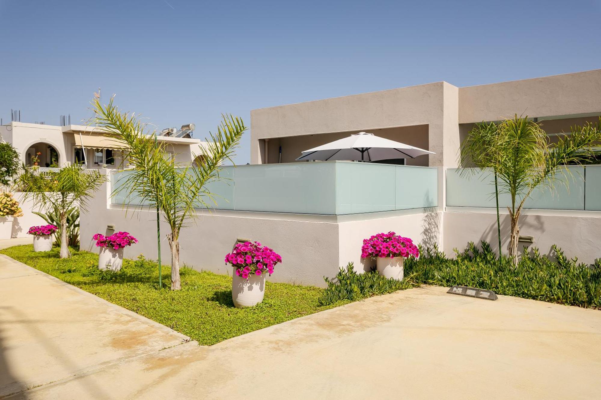 Sarpidon Suites Agia Marina Exteriör bild